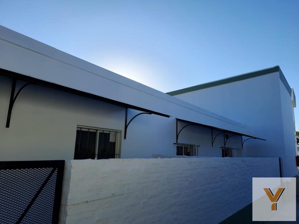 Foto de PH en venta - 1 dormitorio 1 baño - 35mts2 - Garin, imagen 3