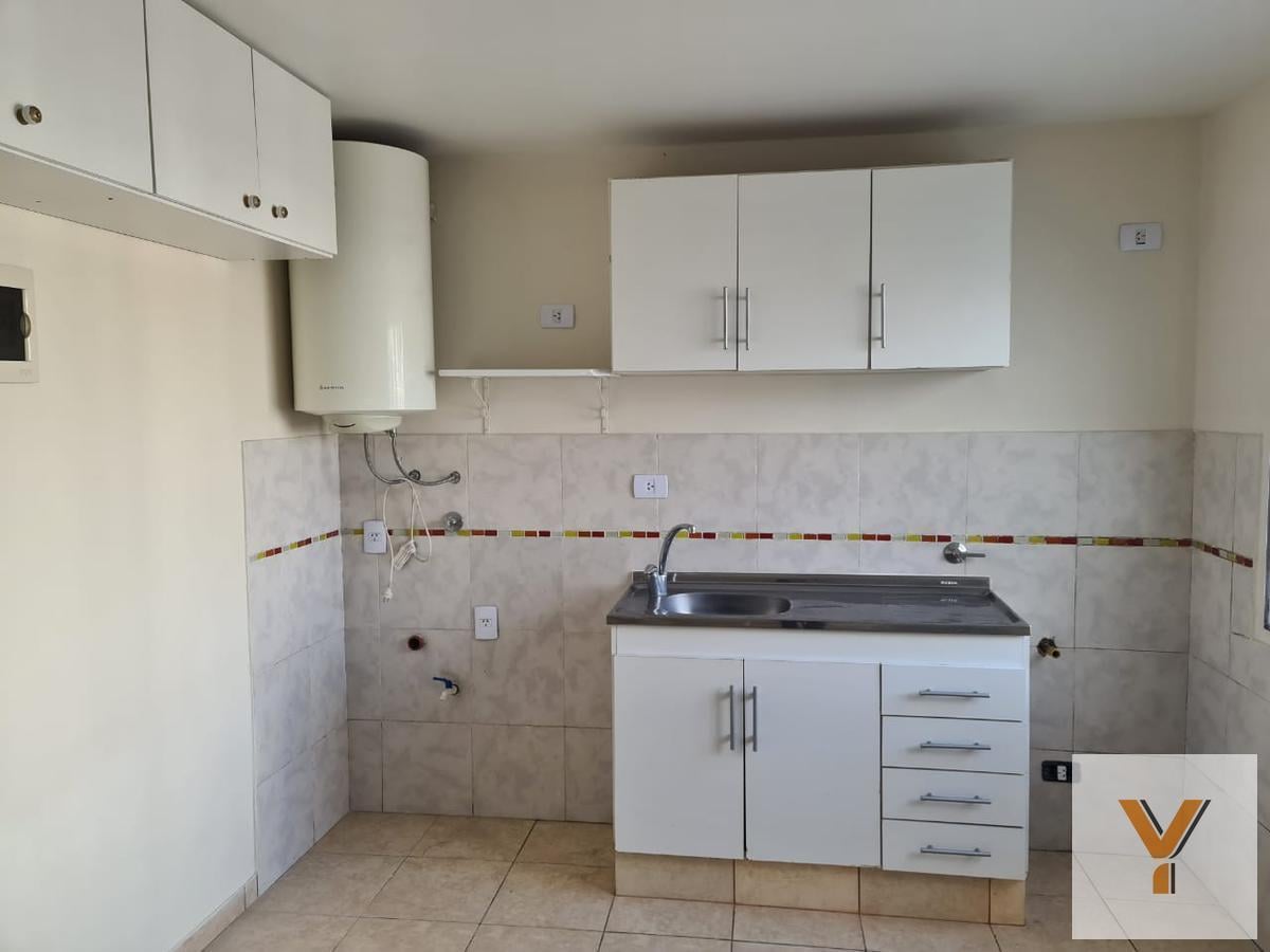 Foto de PH en venta - 1 dormitorio 1 baño - 35mts2 - Garin, imagen 5