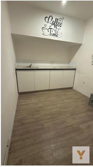 Foto de Oficina en Alquiler - 1 Baño - 289mts - General San Martin, imagen 2