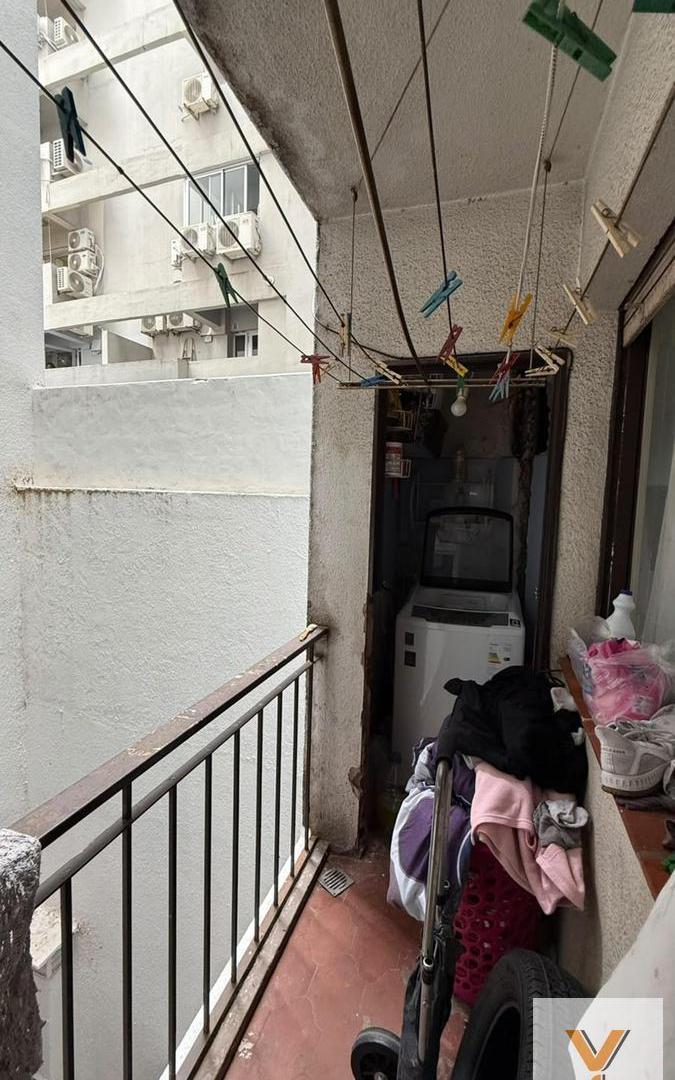 Foto de Departamento en Venta - 2 Dormitorios 1 Baño - 90mts - Colegiales, imagen 5