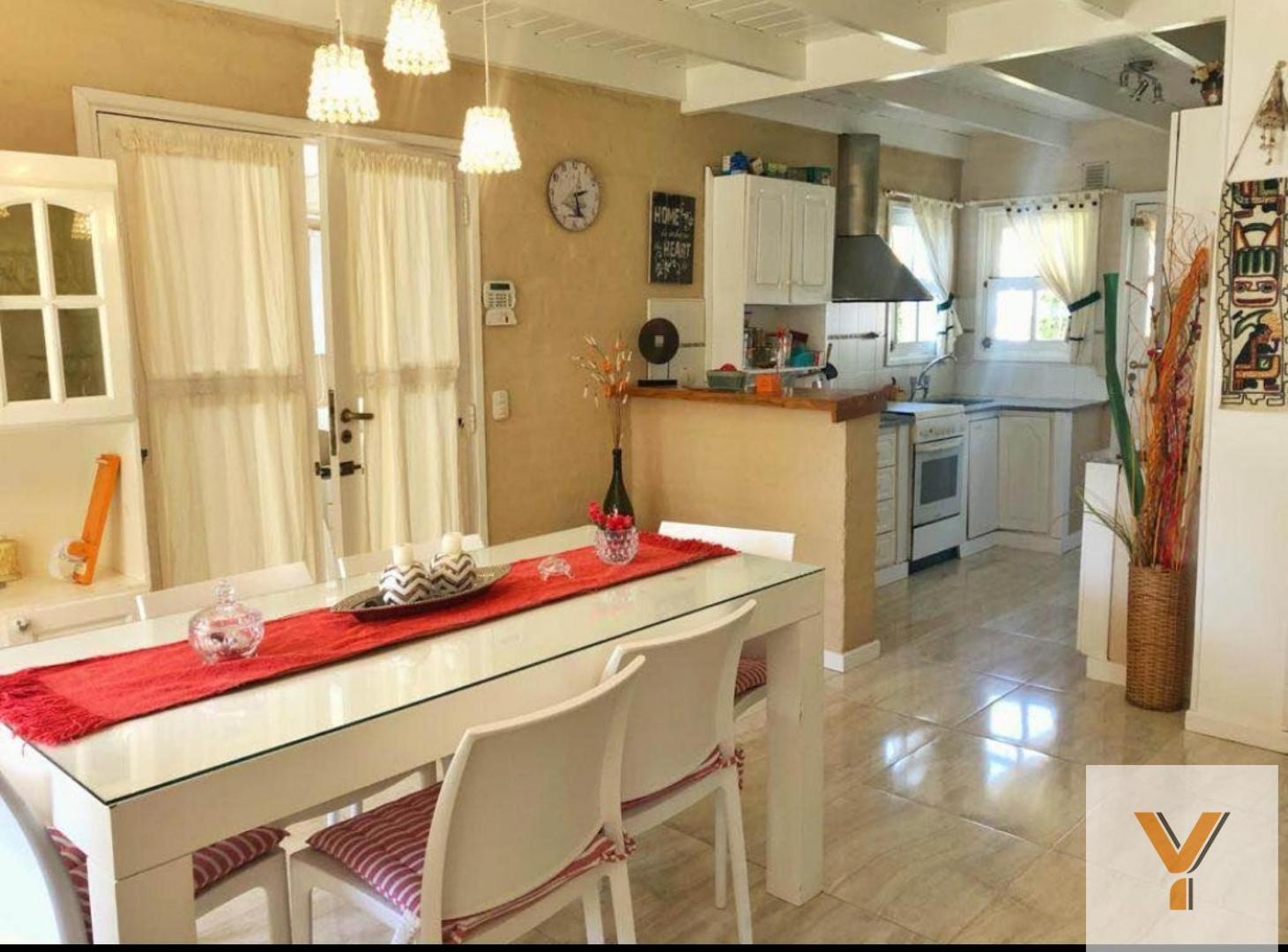 Foto de Casa en Alquiler - 3 Dormitorios 3 Baños - 450mts - Mar Del Plata, imagen 3
