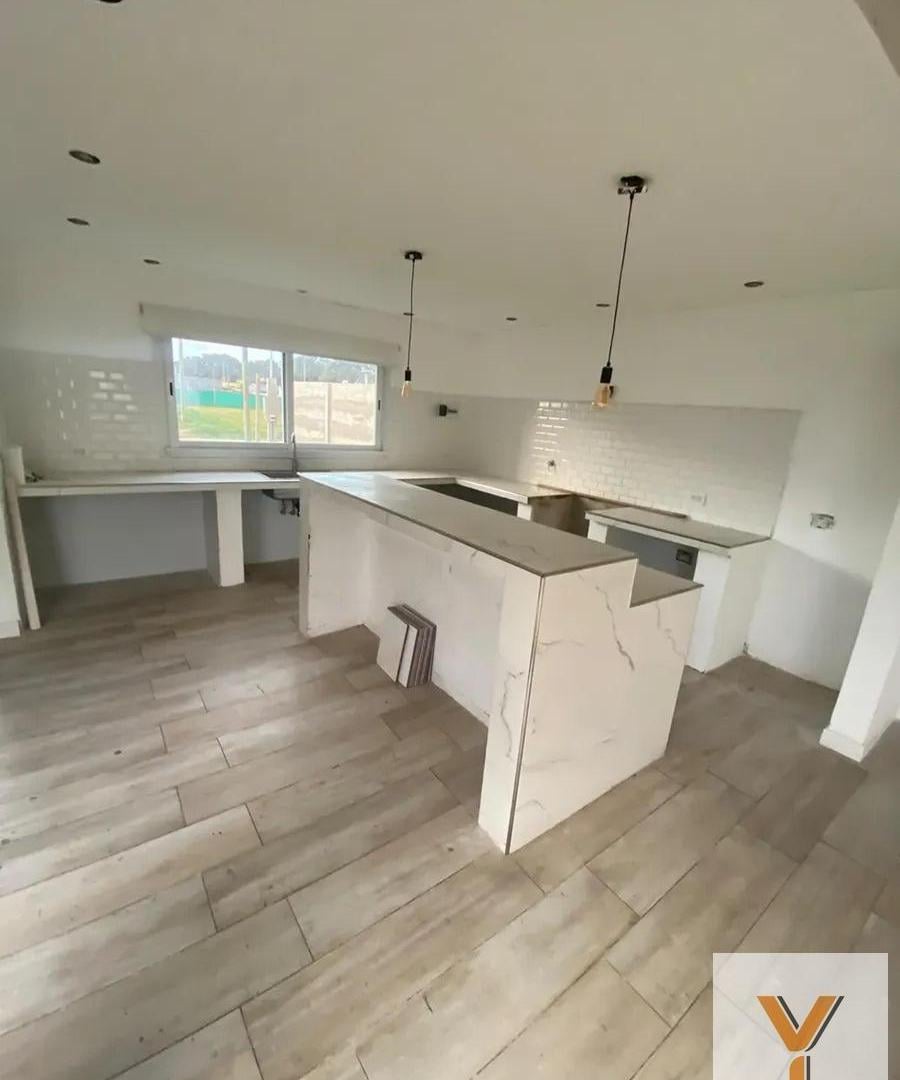 Foto de Casa en Venta - 3 Dormitorios 2 Baños - 520mts - Santa Clara Del Mar, imagen 5