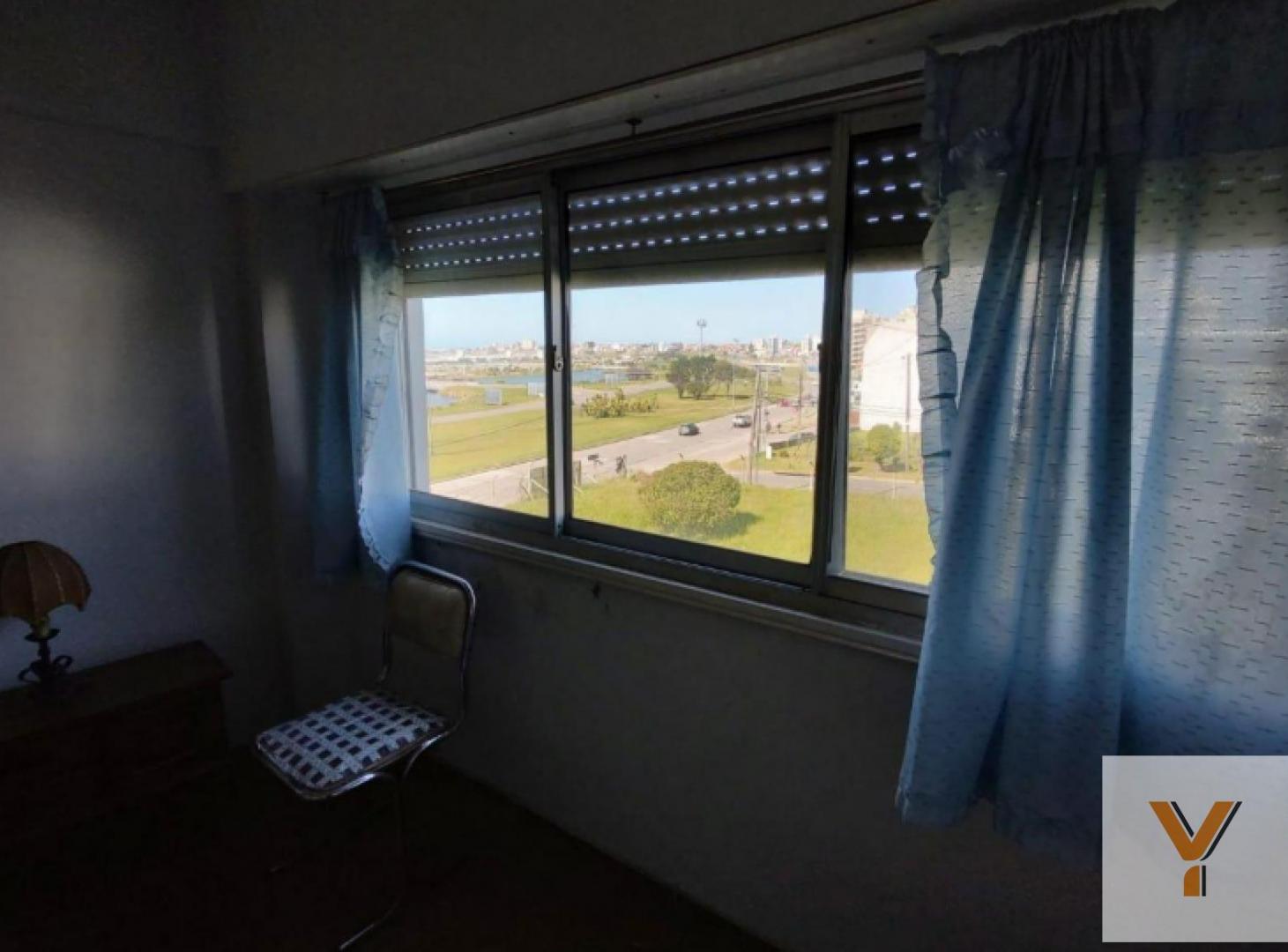 Foto de Departamento en Venta - 2 Dormitorios 2 Baños - 85mts - Mar Del Plata, imagen 2