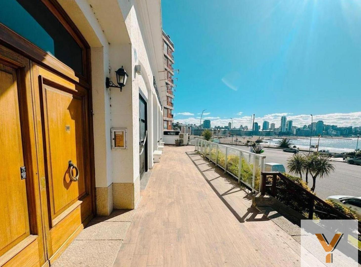 Foto de Departamento en Venta - 3 Dormitorios 2 Baños - 112mts - Mar Del Plata, imagen 2