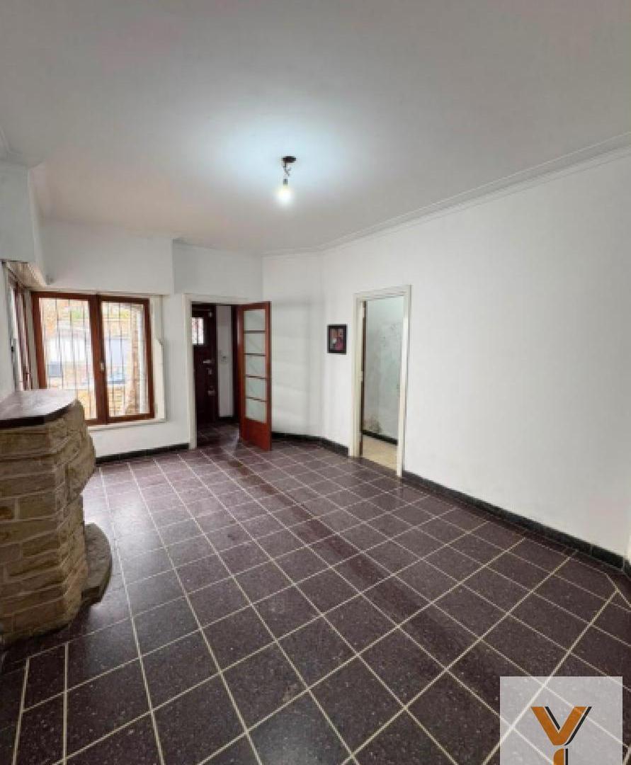 Foto de Casa en Venta - 2 Dormitorios 2 Baños - 222mts - Mar Del Plata, imagen 3
