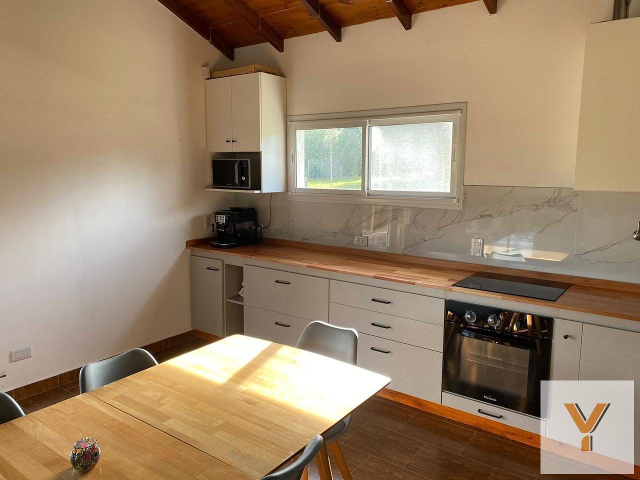Foto de Casa en Venta - 3 Dormitorios 2 Baños - 790mts - Miramar, imagen 3