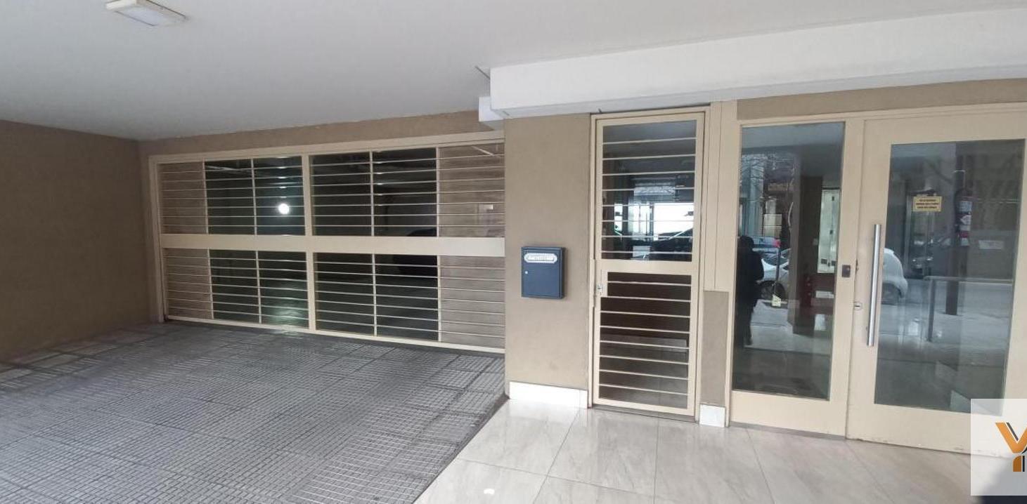 Foto de Cochera en Venta - - 12.5mts - Monte Castro, imagen 4