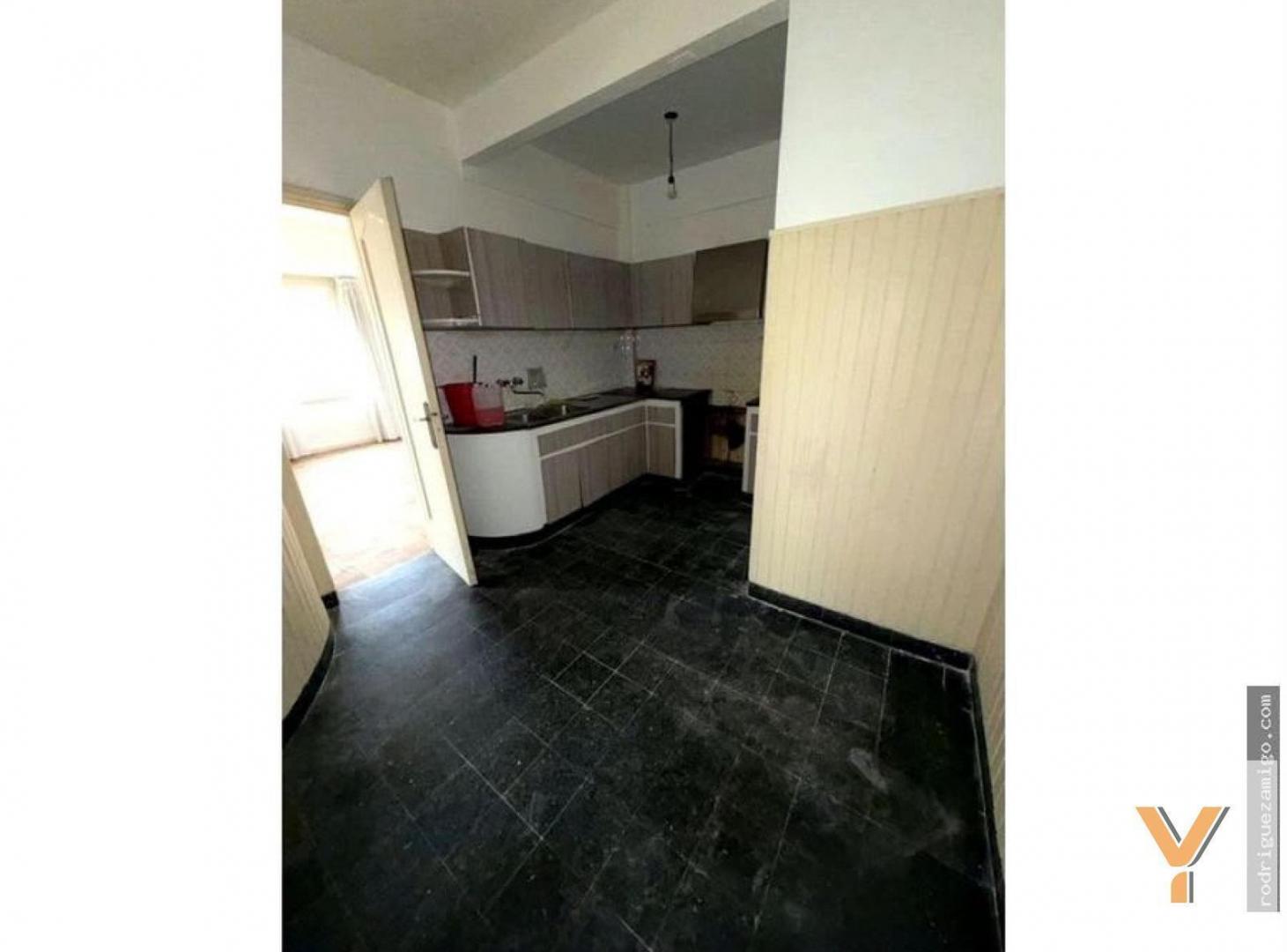 Foto de Departamento en Venta - 3 Dormitorios 2 Baños - 90mts - Mar Del Plata, imagen 3