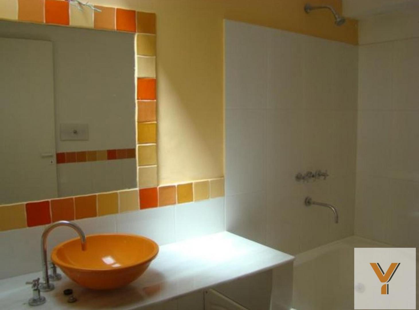 Foto de Departamento en Venta - 2 Dormitorios 1 Baño - 89mts - Coghlan, imagen 1
