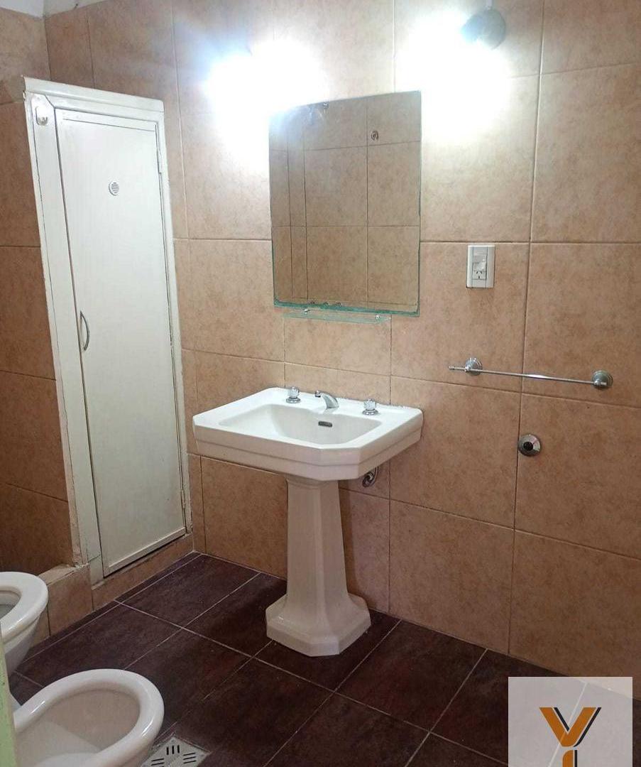 Foto de Casa en Alquiler - 2 Dormitorios 1 Baño - 120mts - La Plata, imagen 5