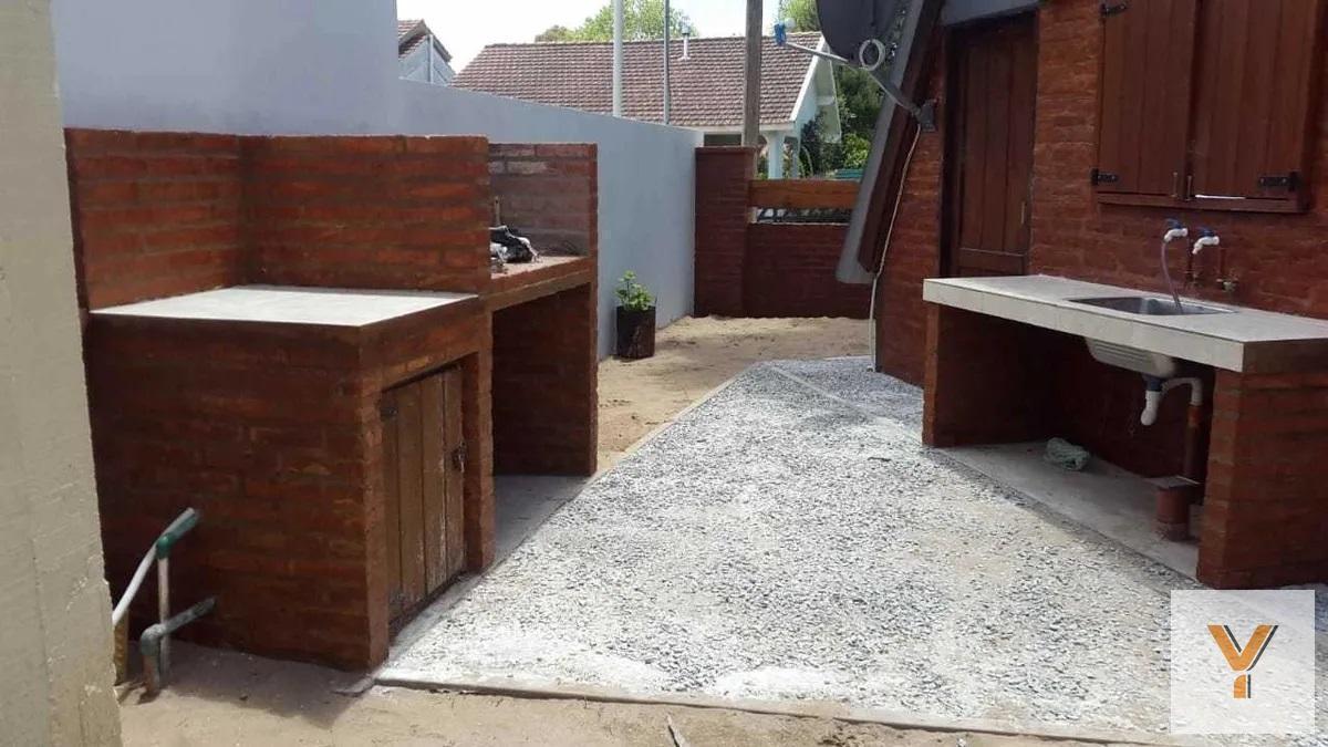 Foto de Casa en Venta - 2 Dormitorios 1 Baño - 600mts - Aguas Verdes, imagen 2