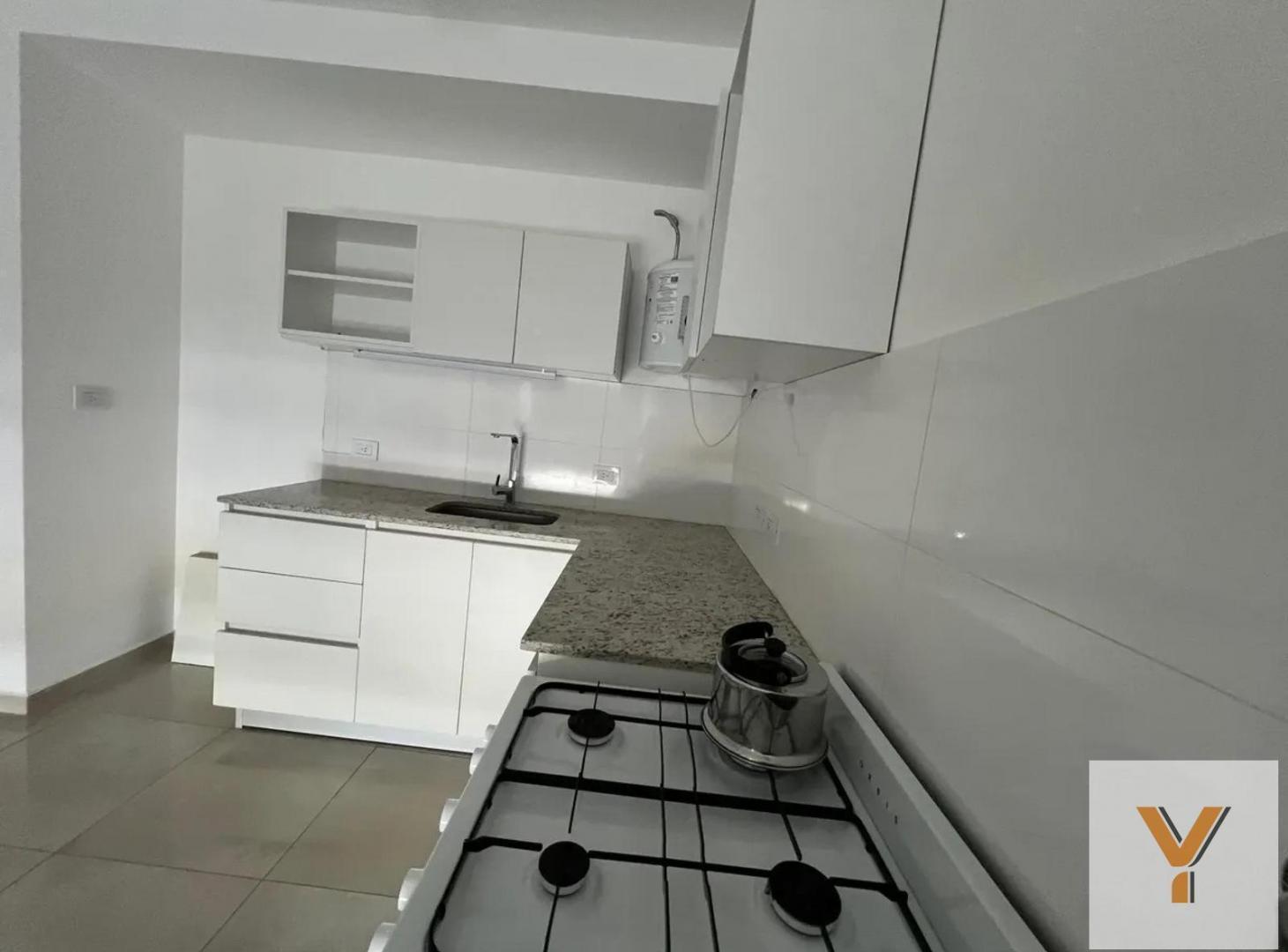 Foto de Departamento en Alquiler - Monoambiente 1 Baño - 40mts - La Plata, imagen 3