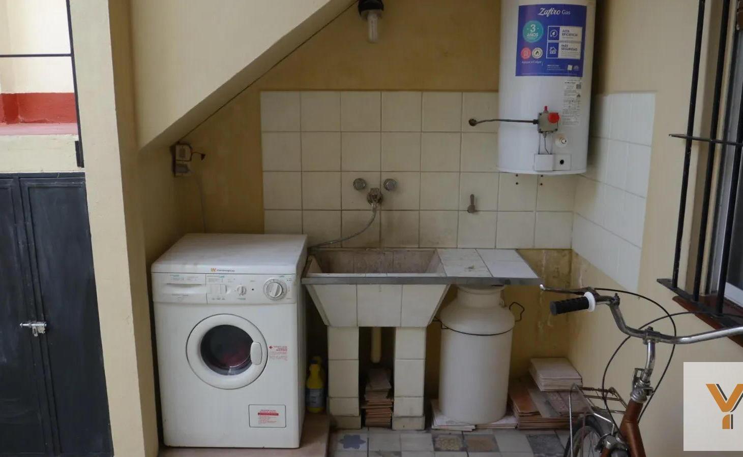 Foto de Casa en Venta - 2 Dormitorios 1 Baño - 180mts - Lomas De Zamora, imagen 4