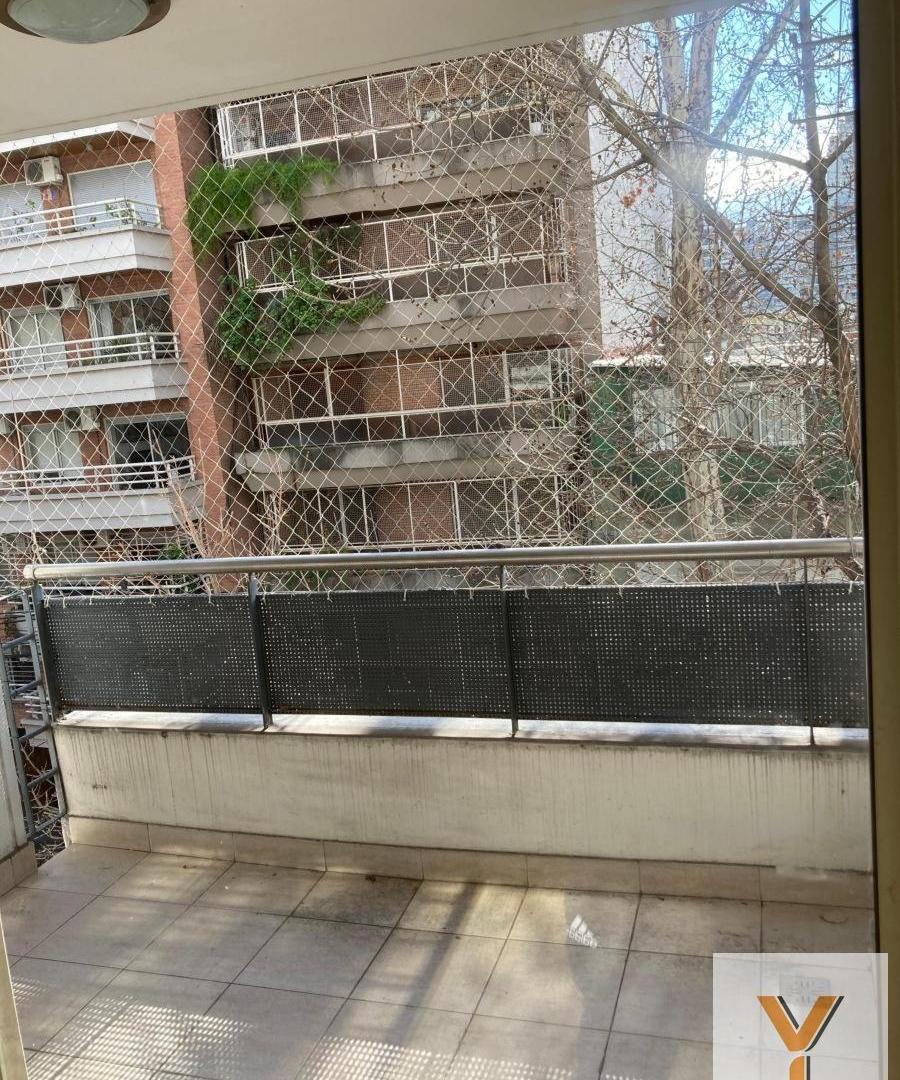 Foto de Departamento en Alquiler - 2 Dormitorios 1 Baño - 72mts - Villa Crespo, imagen 3