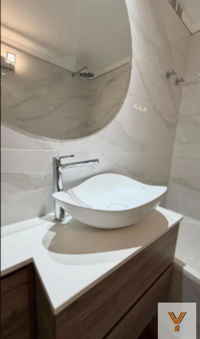 Foto de Departamento en Alquiler - 1 Dormitorio 2 Baños - 60mts - Puerto Madero, imagen 2