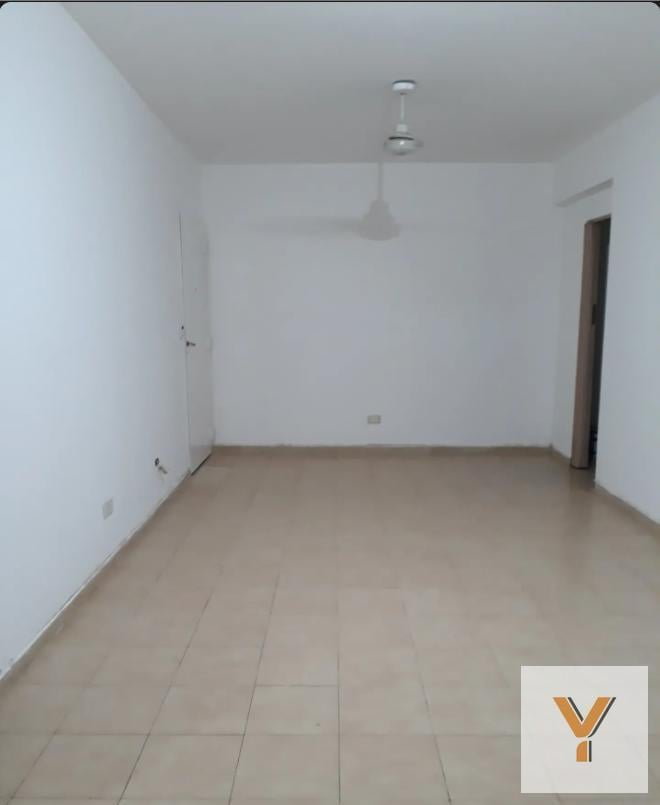 Foto de Departamento en Venta - 1 Dormitorio 1 Baño - 32mts - Quilmes, imagen 1