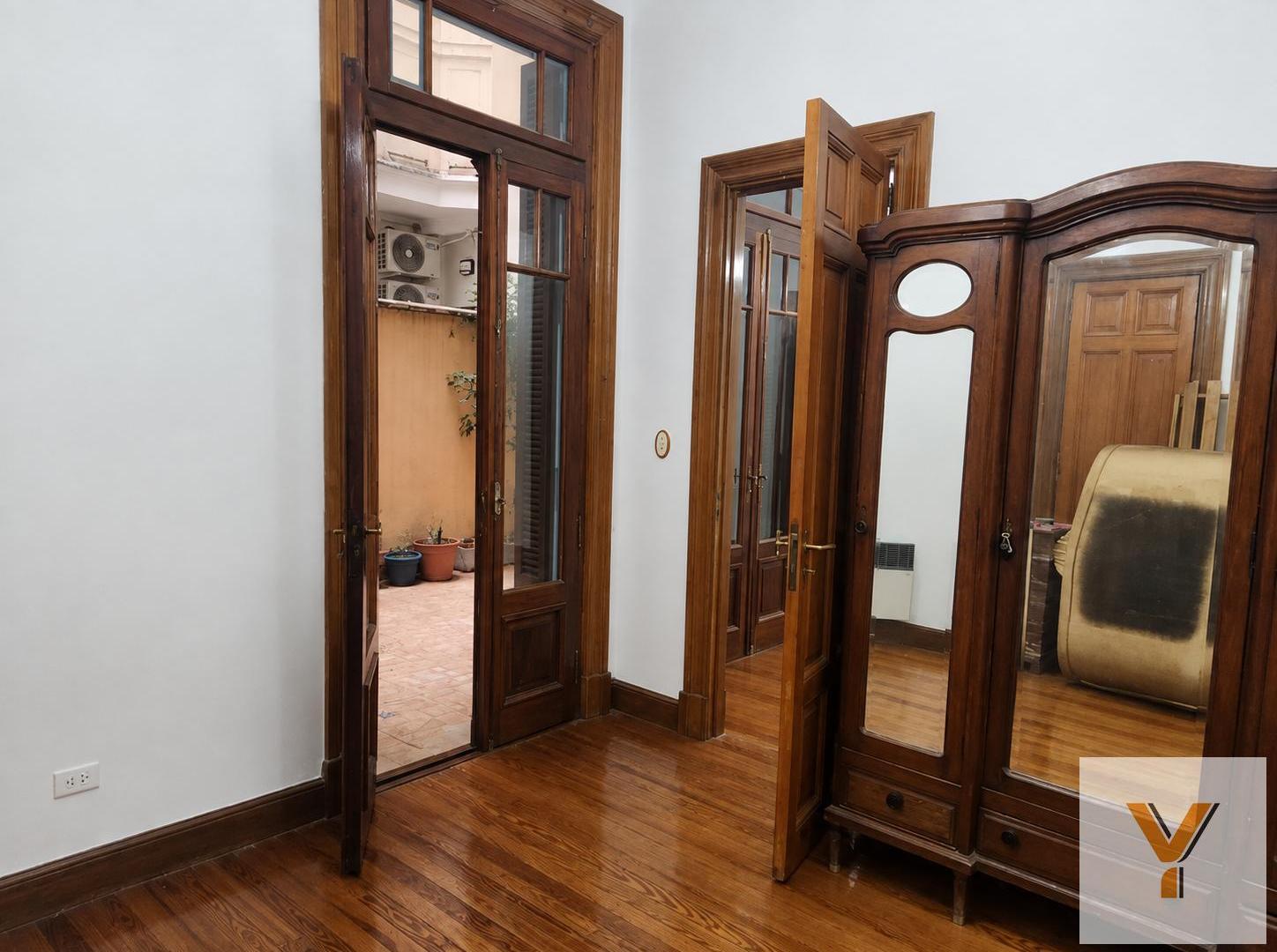 Foto de PH en Venta - 3 Dormitorios 2 Baños - 138mts - San Nicolás, imagen 3