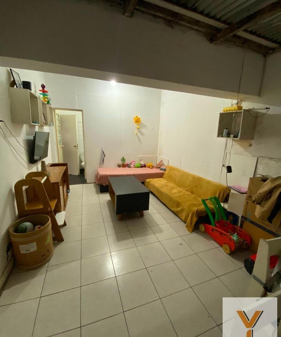 Foto de Casa en Alquiler - 2 Dormitorios 1 Baño - 201mts - Quilmes, imagen 4