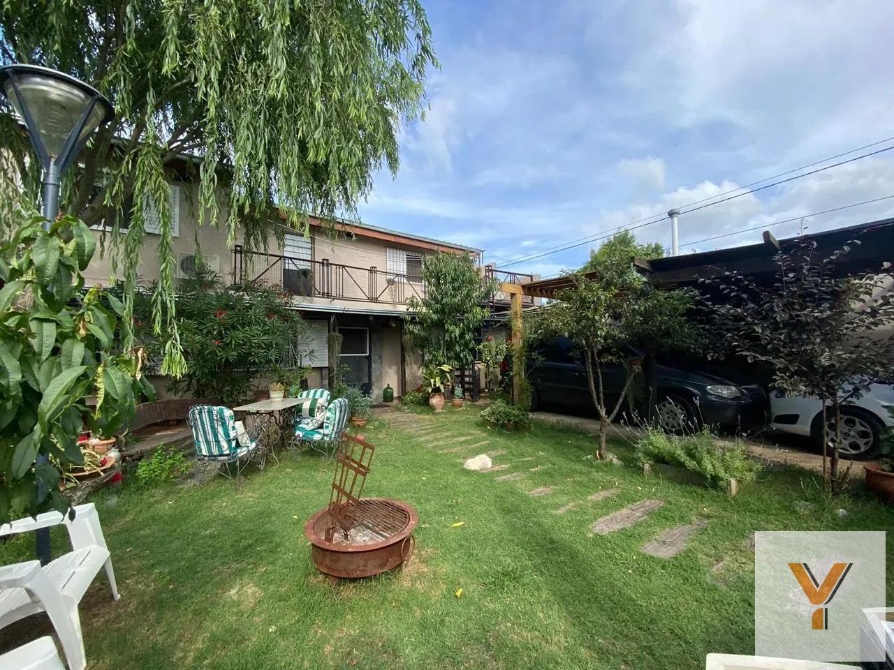 Foto de Casa en Venta - 5 Dormitorios 3 Baños - 240mts - Mar Del Tuyu, imagen 1