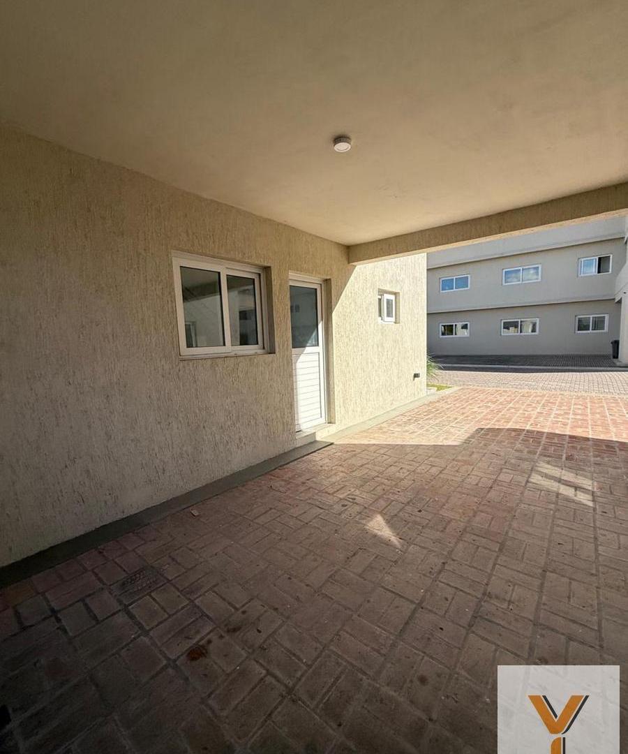 Foto de Casa en Alquiler - 2 Dormitorios 2 Baños - 120mts - Pilar, imagen 2