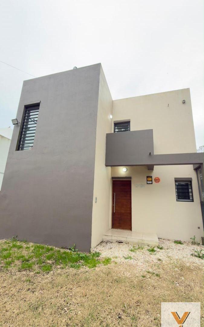 Foto de Casa en Venta - 2 Dormitorios 2 Baños - 412mts - Mar Del Plata, imagen 4