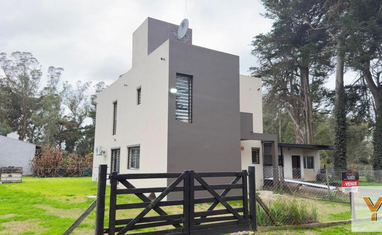 Foto de Casa en Venta - 2 Dormitorios 2 Baños - 412mts - Mar Del Plata, imagen 3