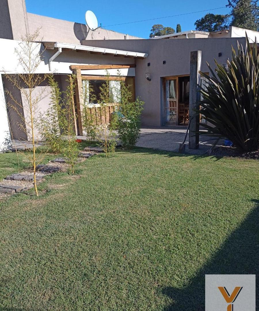 Foto de Casa en Venta - 3 Dormitorios 3 Baños - 600mts - Tres Arroyos - Orense, imagen 5