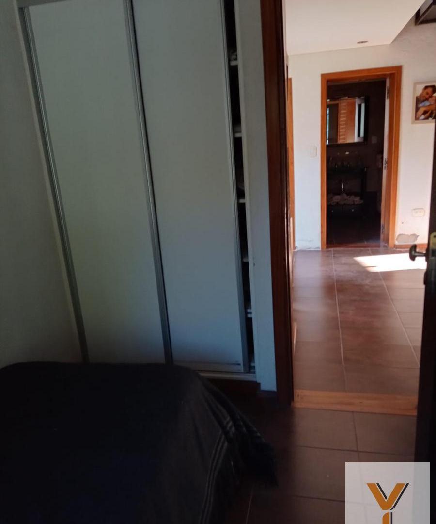 Foto de Casa en Venta - 3 Dormitorios 3 Baños - 600mts - Tres Arroyos - Orense, imagen 3