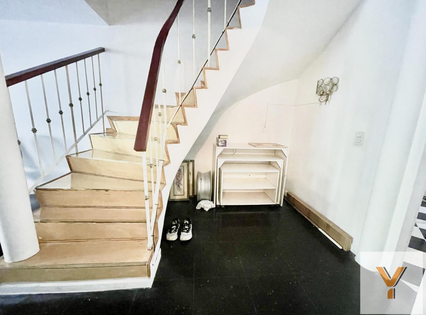 Foto de PH en Venta - 4 Dormitorios 2 Baños - 200.62mts - Boedo, imagen 4
