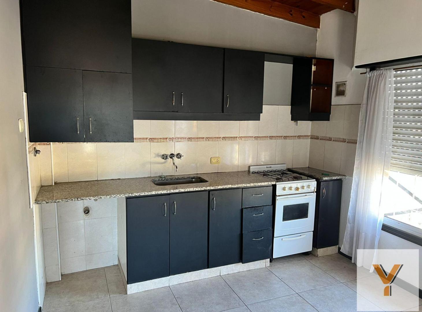 Foto de Departamento en Alquiler - 1 Dormitorio 1 Baño - Mar Del Plata - Cerca, imagen 3