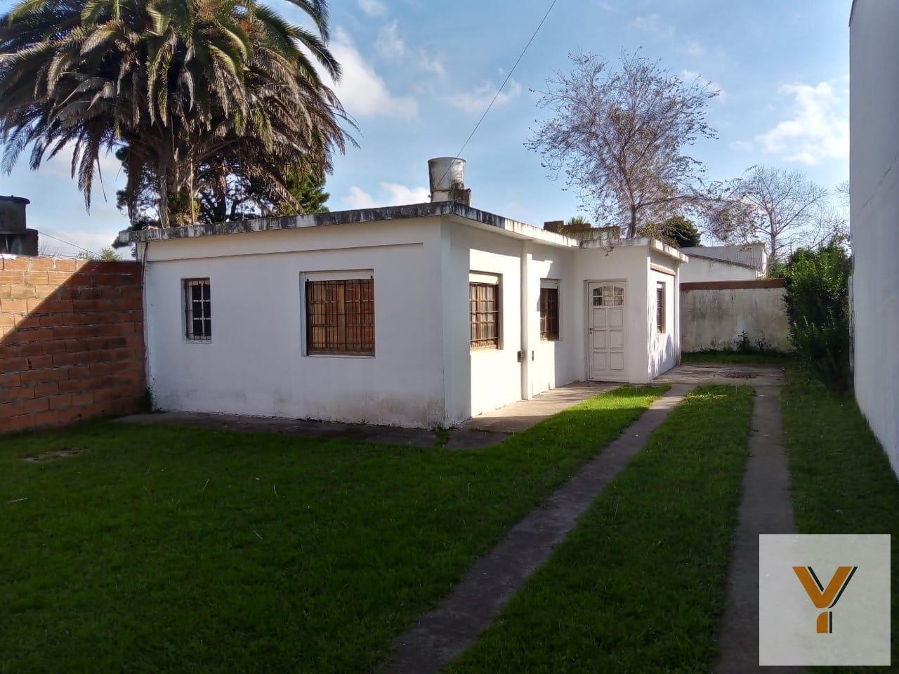 Foto de Casa en Venta - 2 Dormitorios 1 Baño - 330mts - Mar Del Plata, imagen 2
