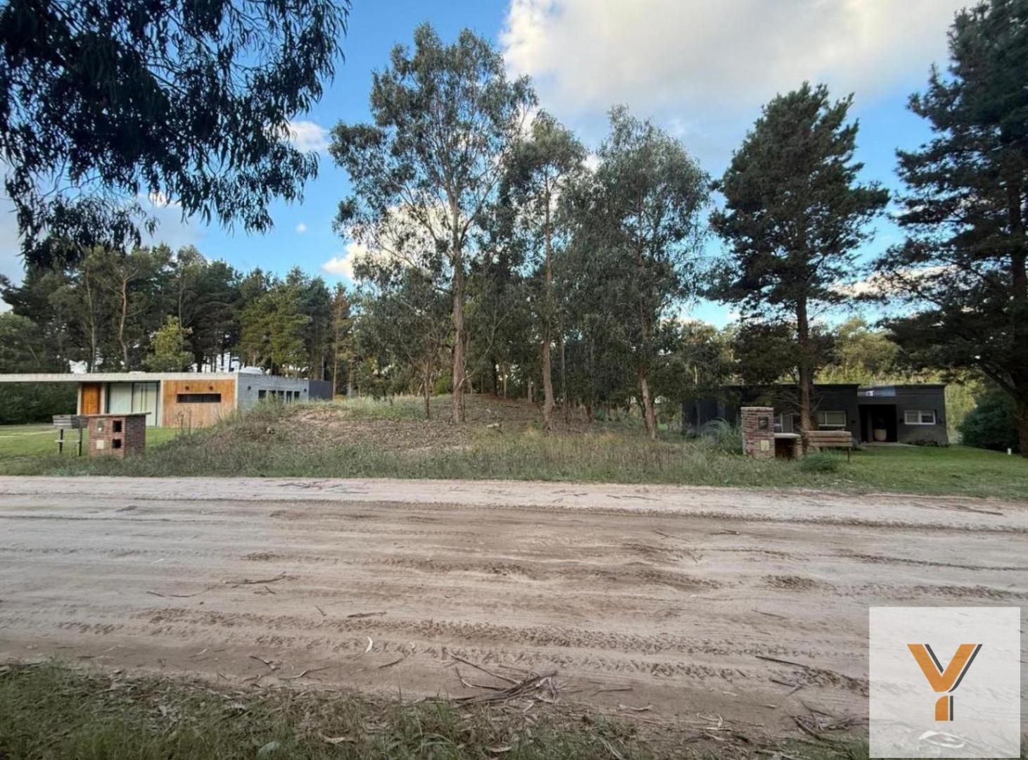 Foto de Terreno en Venta - - 1118mts - Costa Esmeralda, imagen 4