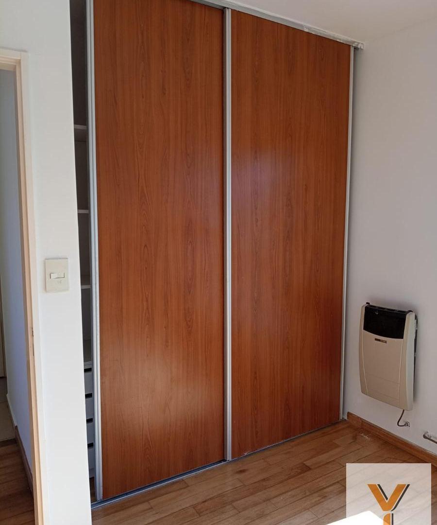 Foto de Departamento en Venta - 2 Dormitorios 2 Baños - 75mts - La Plata, imagen 3
