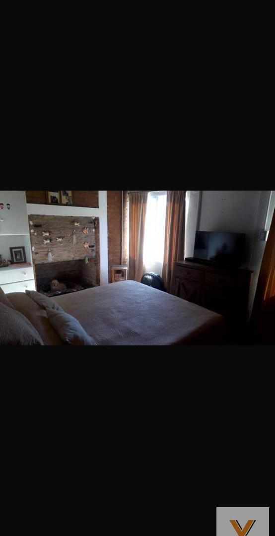 Foto de Casa en Venta - 4 Dormitorios 2 Baños - 195mts - La Plata, imagen 4