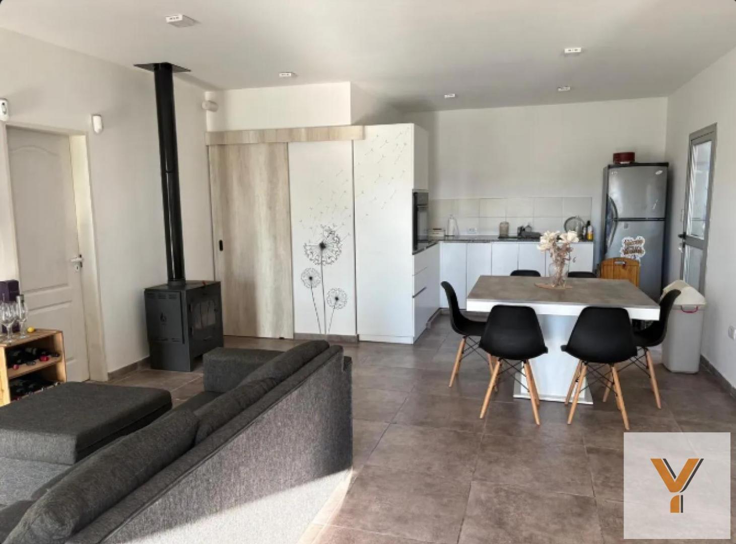 Foto de Casa en Venta - 2 Dormitorios 3 Baños - 600mts - La Plata, imagen 4