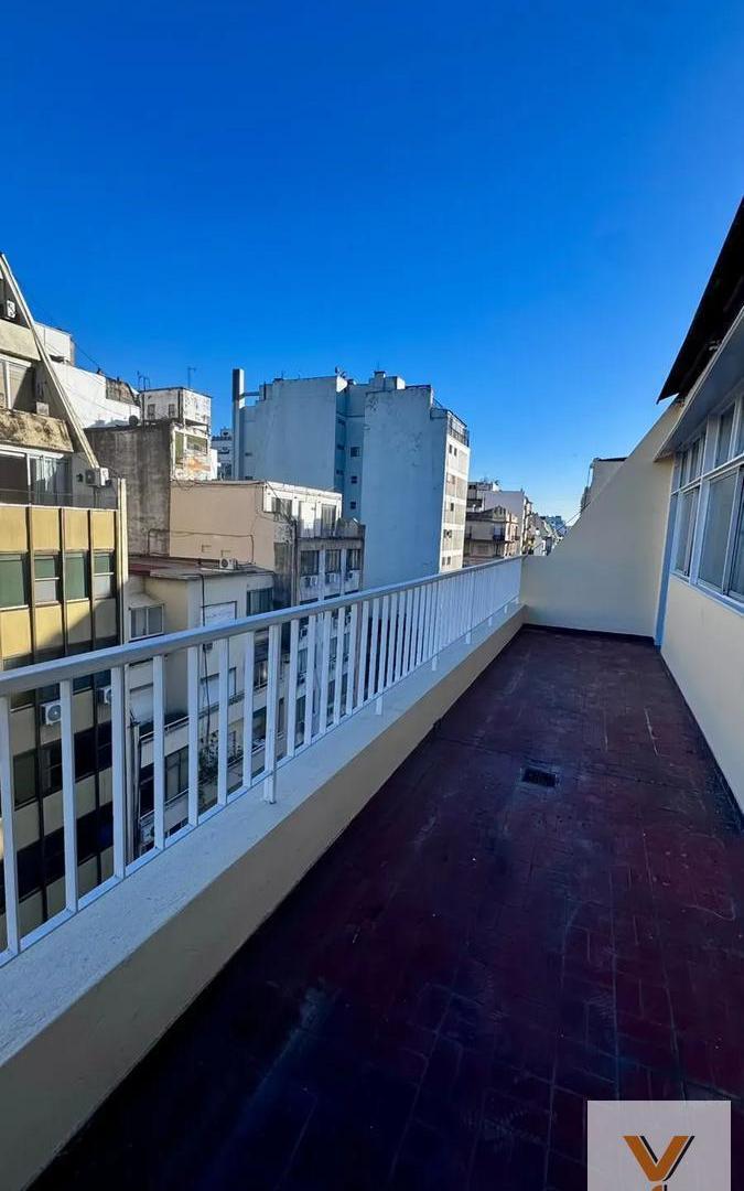 Foto de Departamento en Venta - 4 Dormitorios 2 Baños - 180mts - Recoleta, imagen 3