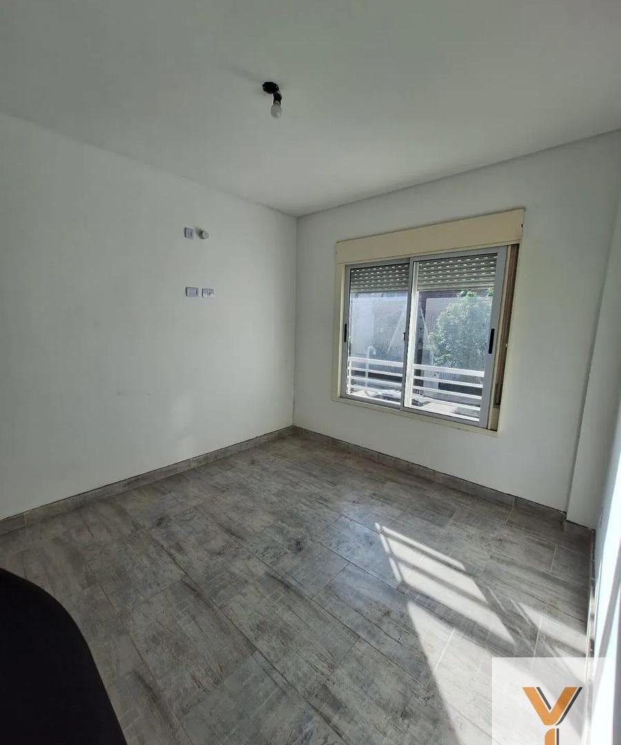 Foto de Departamento en Venta - 1 Dormitorio 1 Baño - 48mts - La Matanza, imagen 2