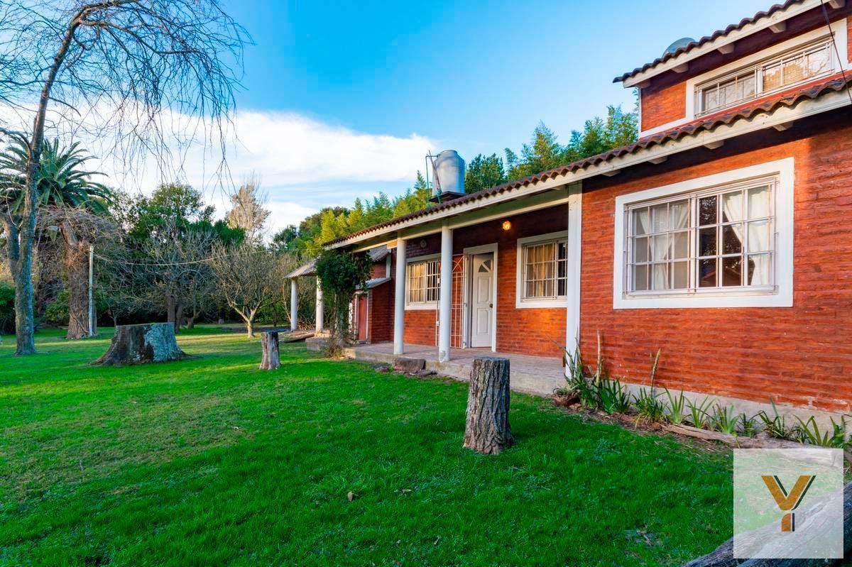 Foto de 6.000m² Casa quinta con pileta, quincho y casa de huéspedes., imagen 1