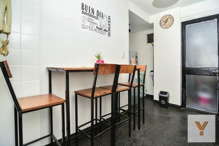 Foto de Departamento en Alquiler - 3 Dormitorios 2 Baños - 200mts - Palermo, imagen 2