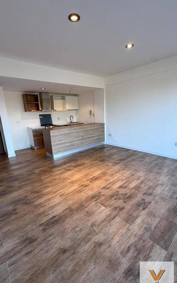 Foto de Casa en Alquiler - 4 Dormitorios 2 Baños - 2000mts - Ezeiza, imagen 4