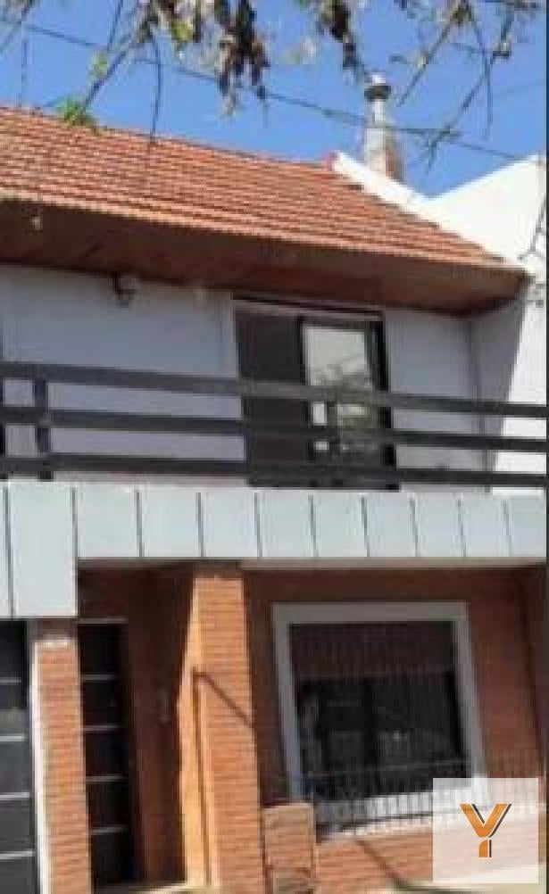 Foto de Casa en venta - 3 Dormitorios 3 Baños - Cochera - 250Mts2 - Villa, imagen 2