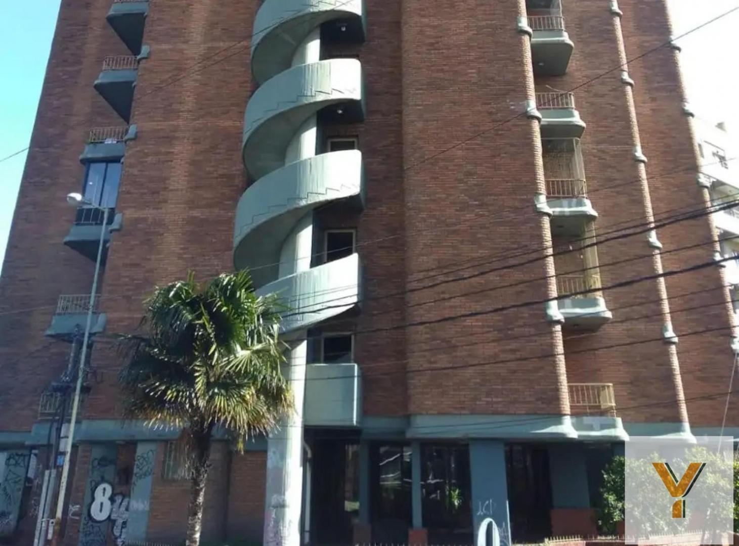 Foto de Departamento en Venta - 2 Dormitorios 1 Baño - 60mts - Morón, imagen 4