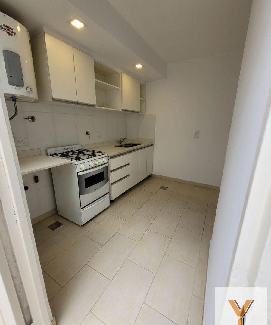 Foto de PH en Venta - 2 Dormitorios 1 Baño - 60mts - La Plata, imagen 4