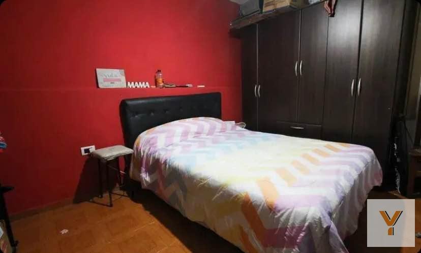 Foto de Casa en Venta - 4 Dormitorios 2 Baños - 187mts - Villa del Parque, imagen 4