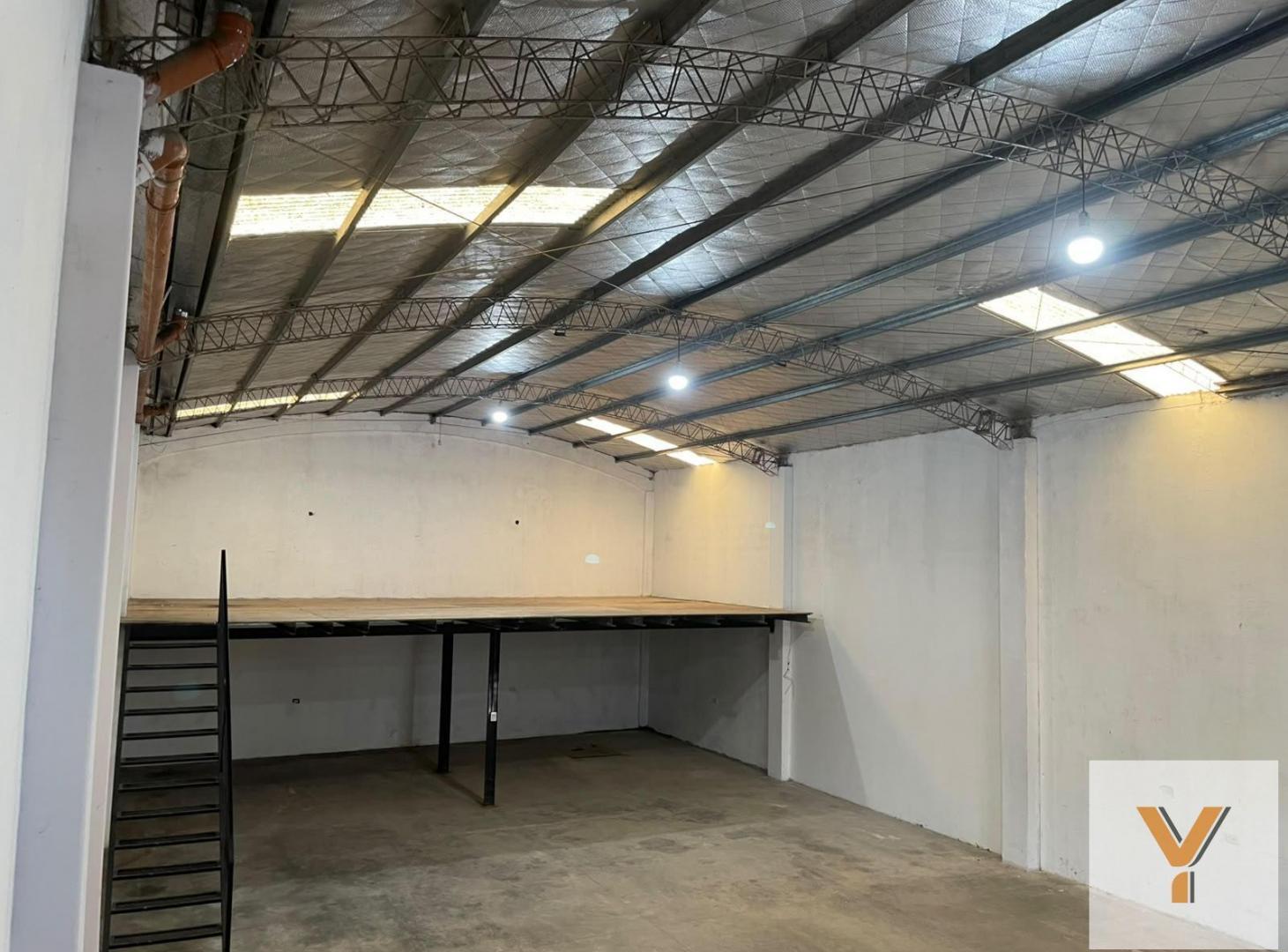 Foto de Depósito en Alquiler - 1 Dormitorio 1 Baño - 400mts - La Plata, imagen 3