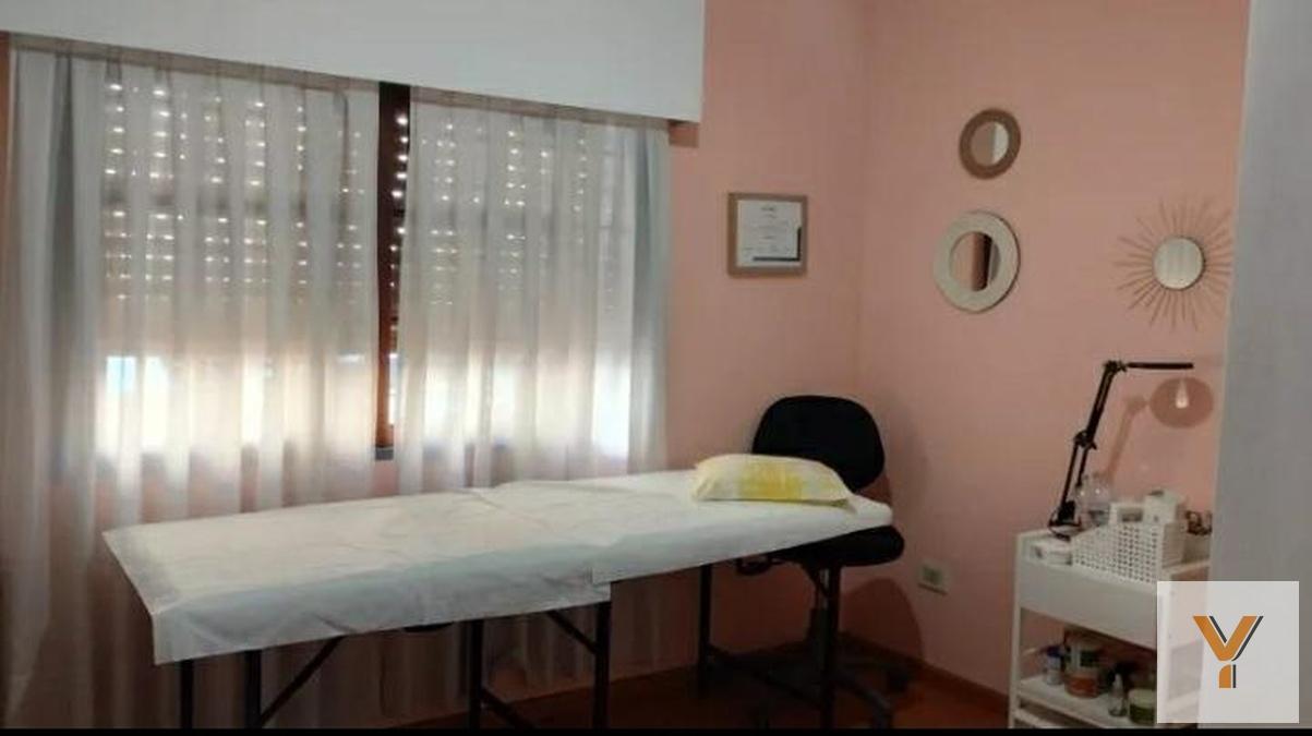 Foto de PH en venta - 3 Dormitorios 2 Baños - 216mts2 - General San Martín, imagen 5
