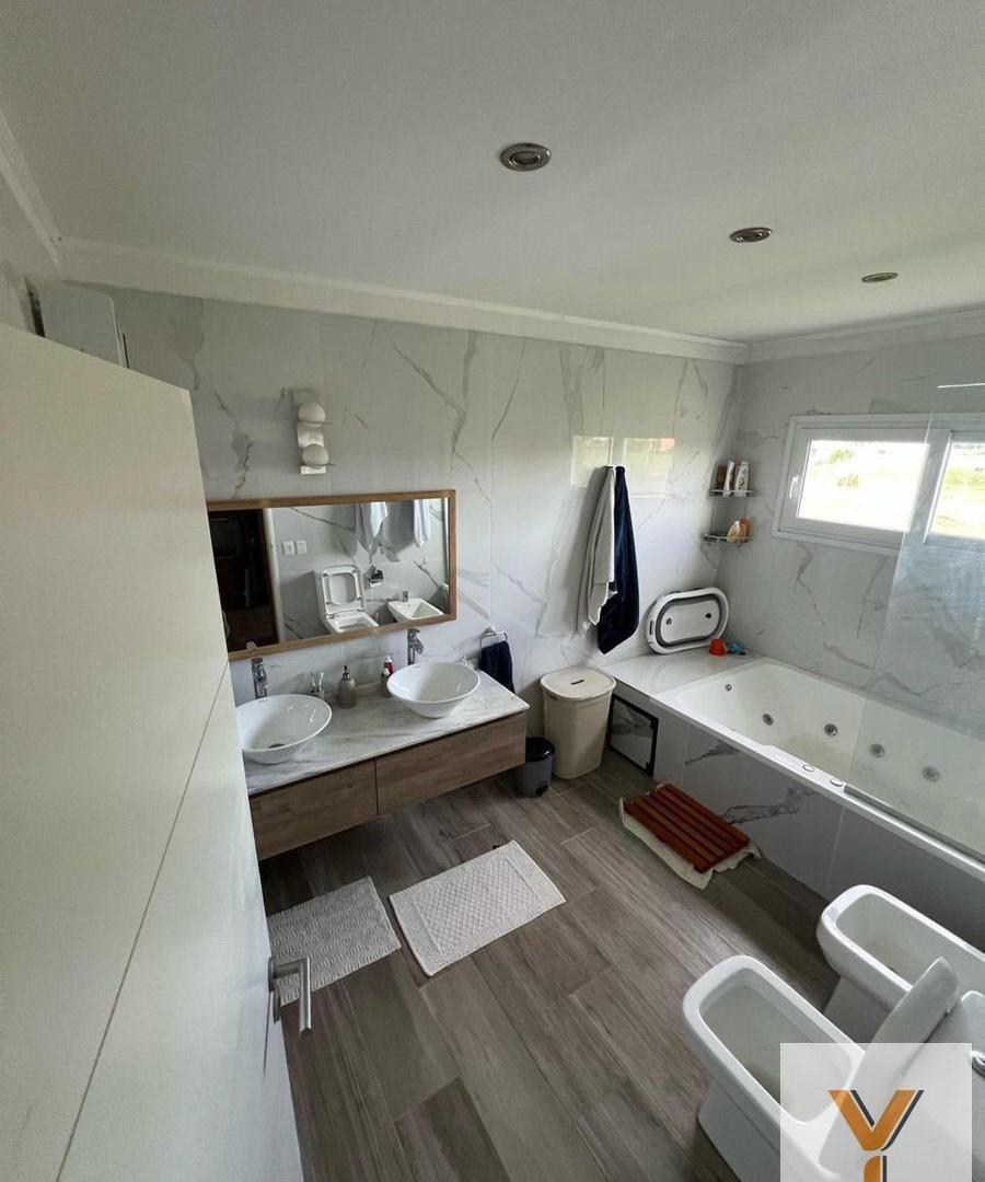 Foto de Casa en venta - 4 Dormitorios 6 Baños - 819Mts2 - Escobar, imagen 4