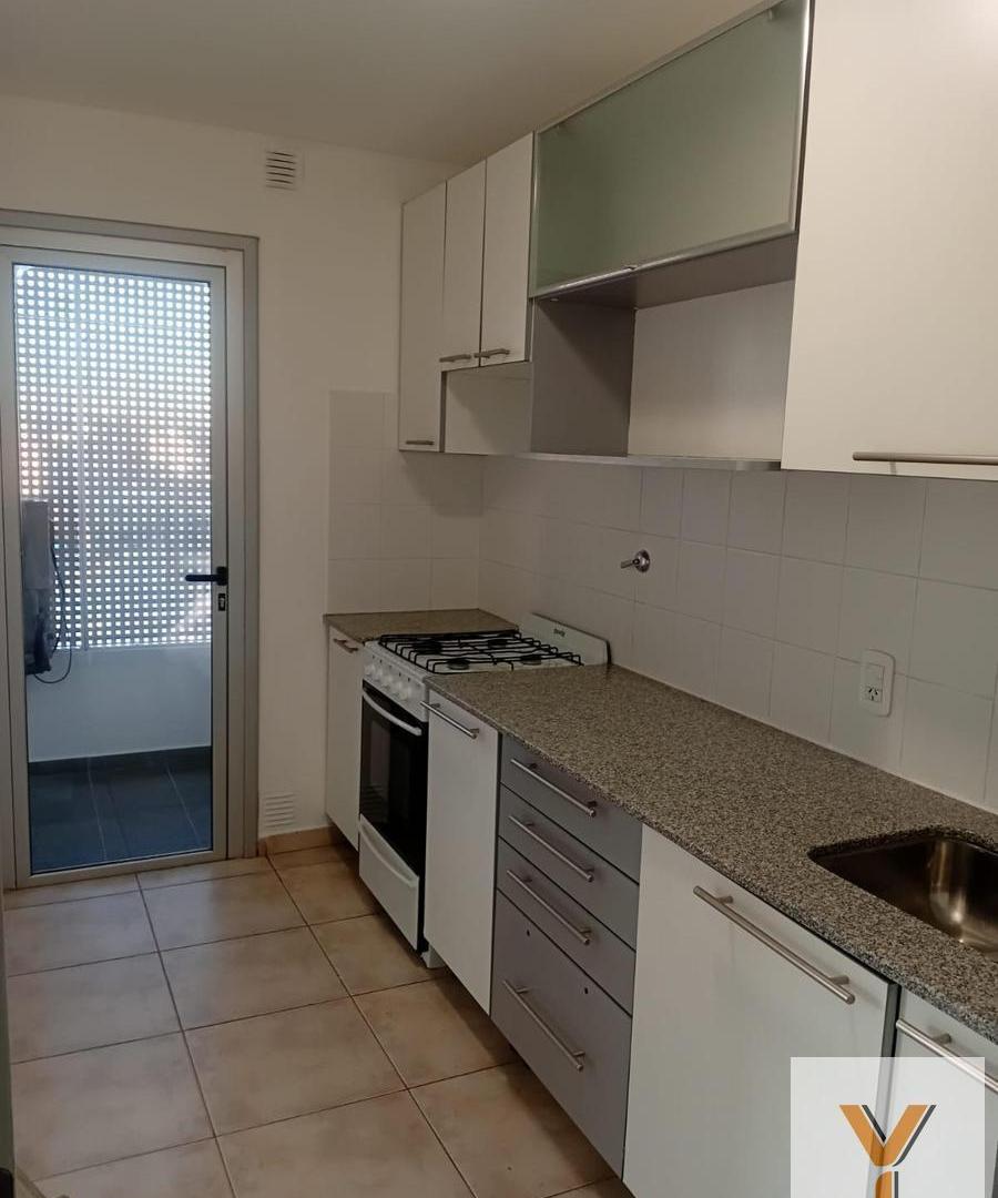 Foto de Departamento en venta - 2 Dormitorios 2 Baños - General Roca, imagen 1