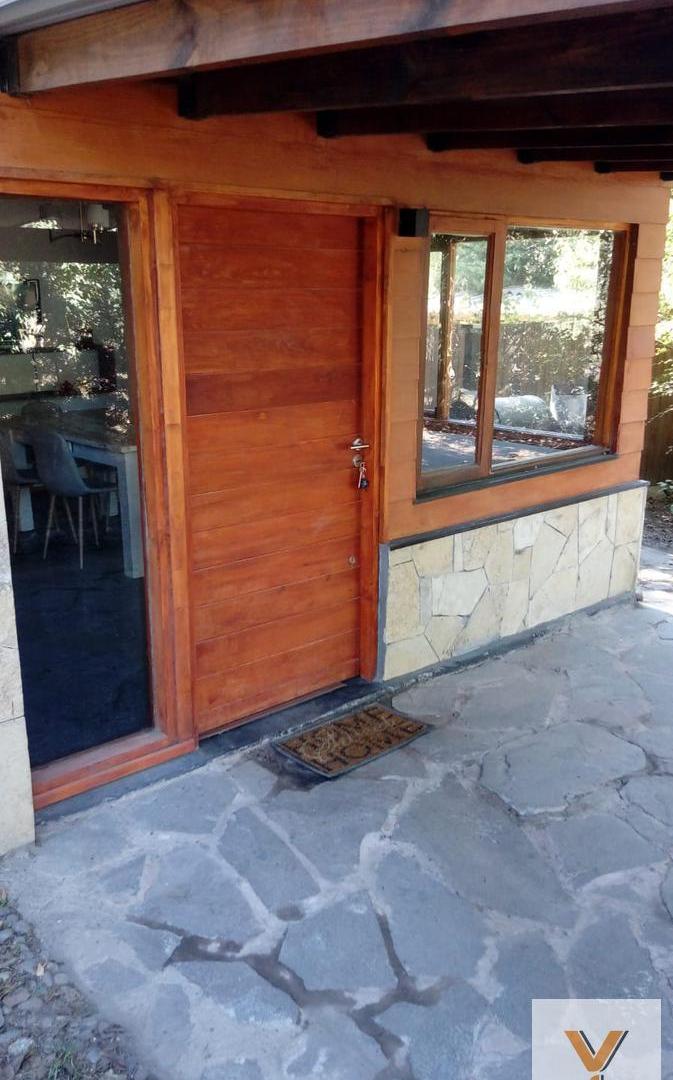 Foto de Complejo de cabañas en venta - 5 Dormitorios 4 Baños - 610Mts2 - Villa, imagen 2