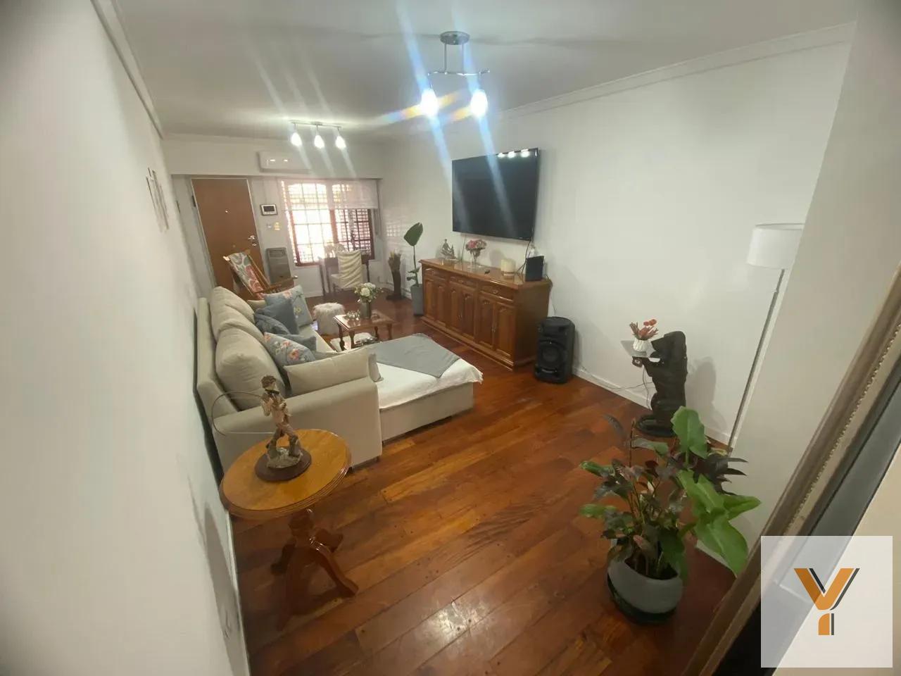 Foto de Casa en Venta - 4 Dormitorios 2 Baños - 210mts - Vicente López, imagen 1